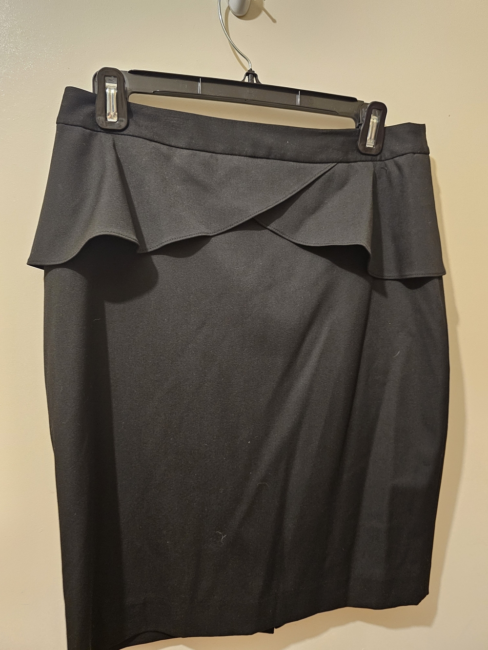 Express Classic Black Ruffle Pencil Skirt